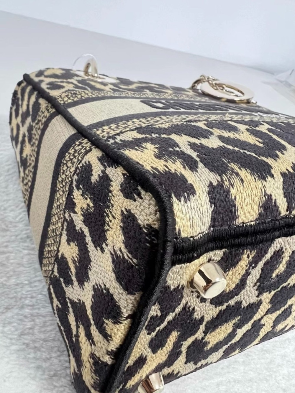 Dior Lady Dior Leopard Embroidery Medium Gold Hardware Top Handle Bag - Picture 6 of 9